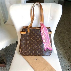 Louis Vuitton Batignolles Vertical Handbag